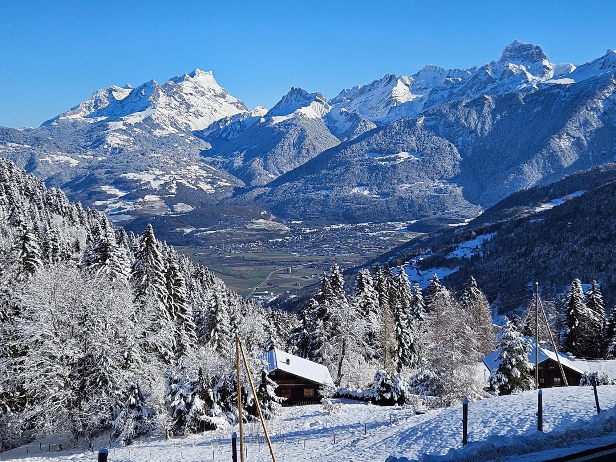 Sweet & Cosy Chalet In The Heart Of The Swiss Alps Troistorrents Buitenkant foto
