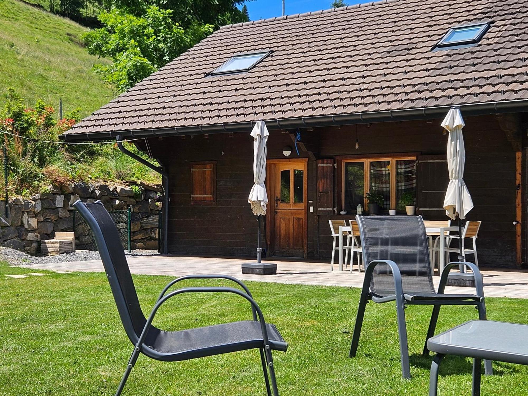 Sweet & Cosy Chalet In The Heart Of The Swiss Alps Troistorrents Buitenkant foto