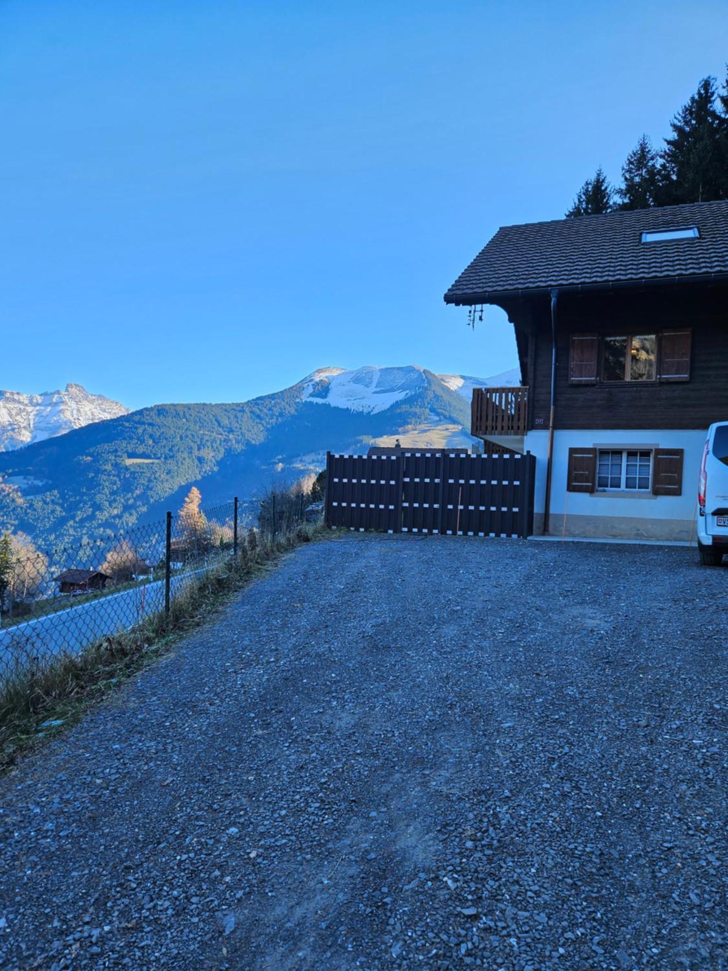 Sweet & Cosy Chalet In The Heart Of The Swiss Alps Troistorrents Buitenkant foto
